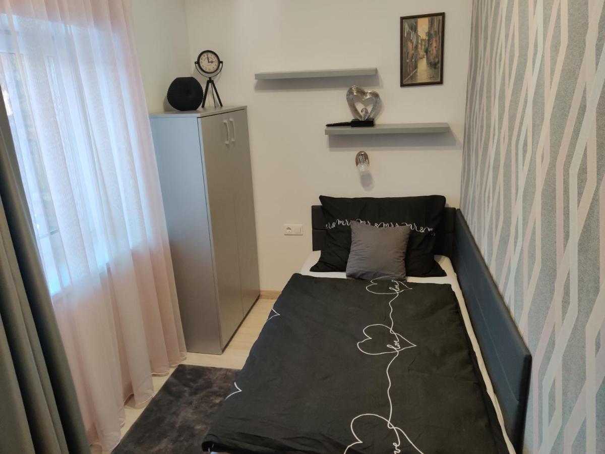 Apartment Varda-lak *